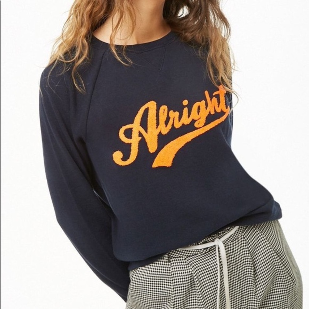 Sweatshirt